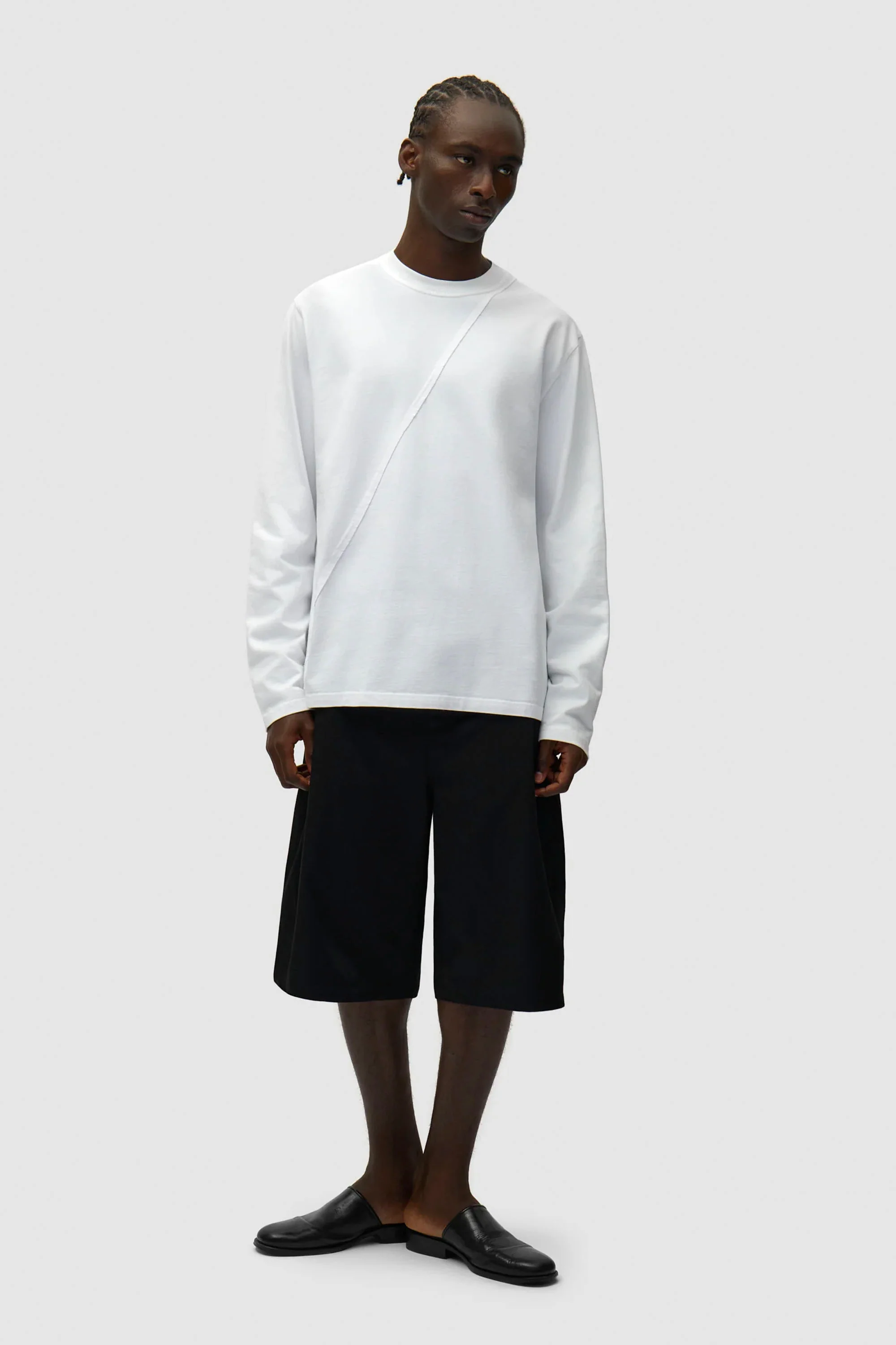 ARTE - BACK CIRCLE LOGO LONGSLEEVET-SHIRT - WHITE - Image 6