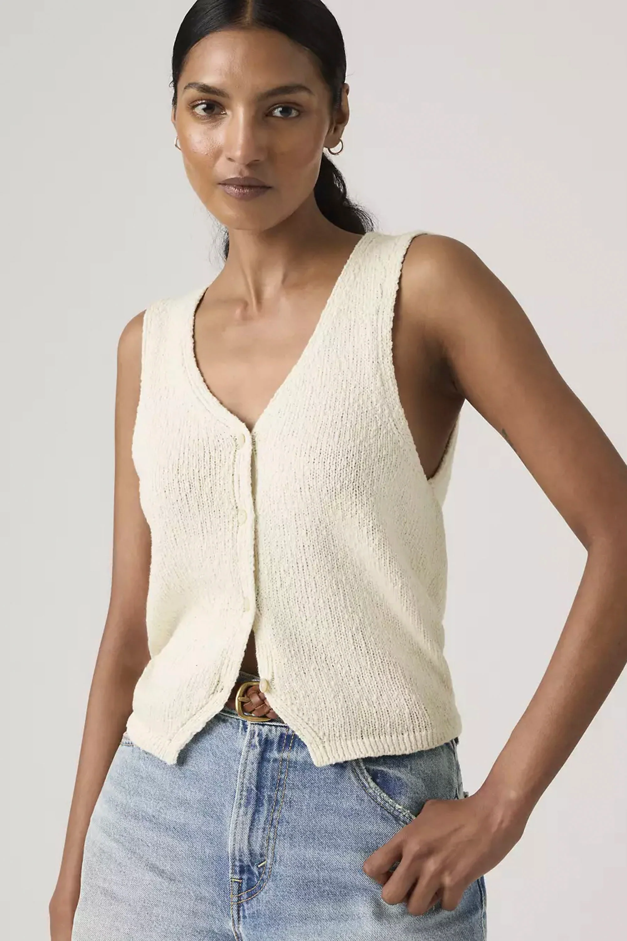 LEVIS - HELEN MINI BOUCLE VEST - Image 4