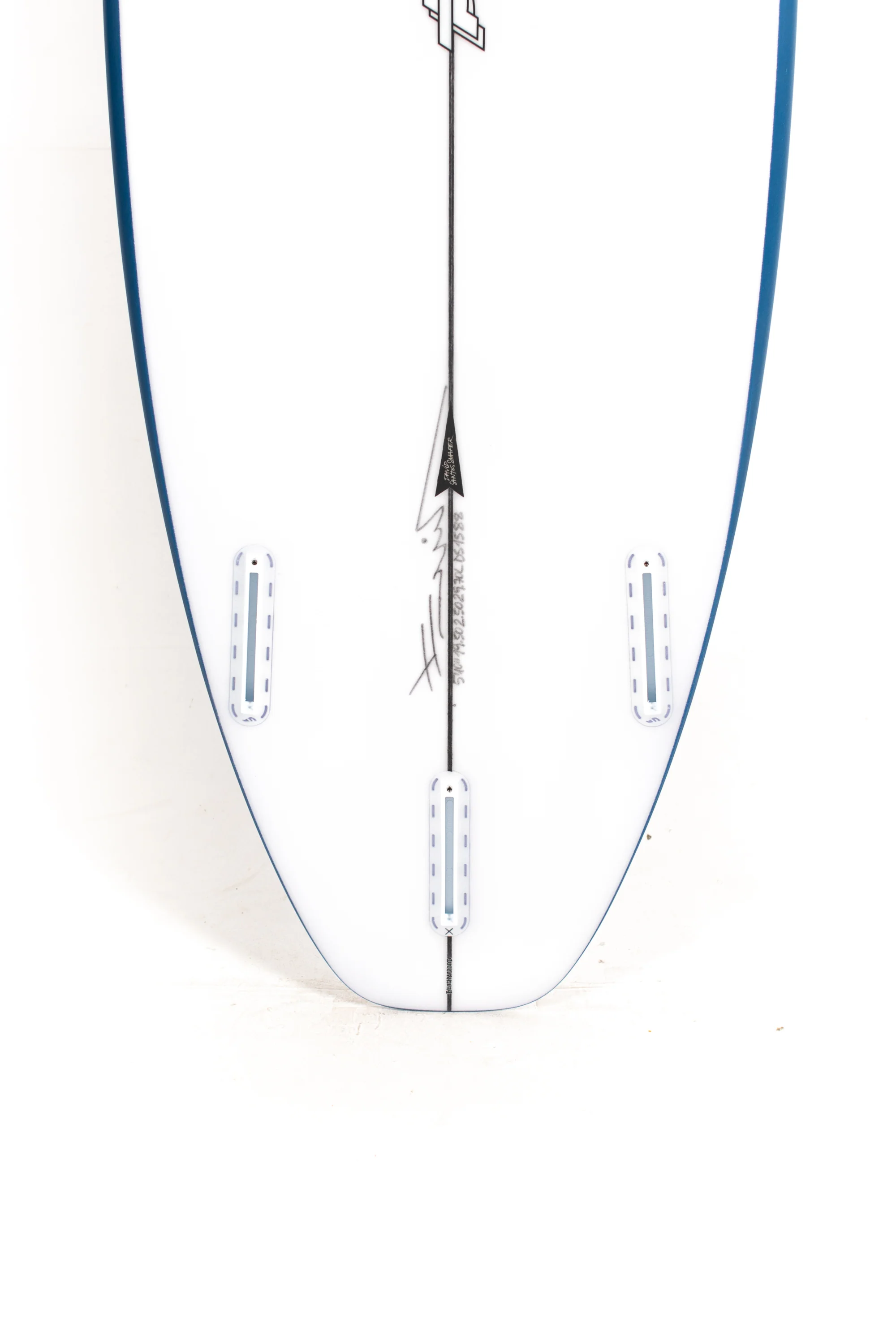 Pukas Surfboards- BEACHY MOOD by David Santos - 5'10" x 19.5 x 2.5 x 29.7L - DS01588 - Image 8