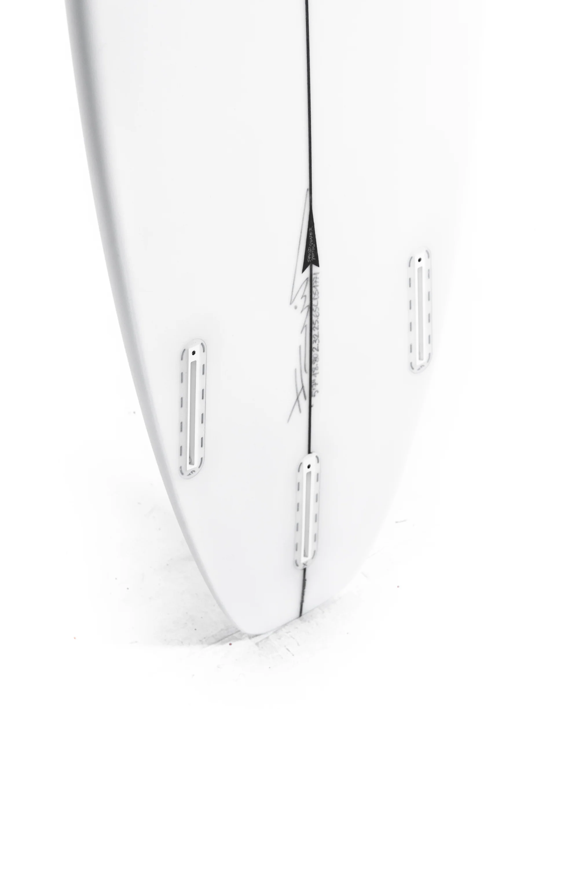 Pukas Surfboards- BEACHY MOOD by David Santos - 5'7" x 18.8 x 2.32 x 25.65L - DS01771 - Image 10